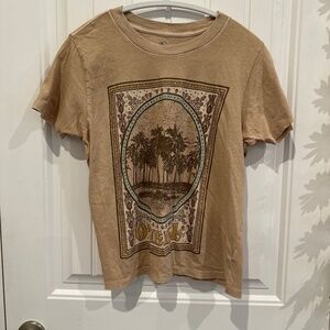 🌿 O’Neill Boho T-Shirt – Size Small 🌿